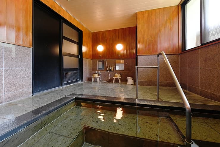 Private Bath Time, Just for Two