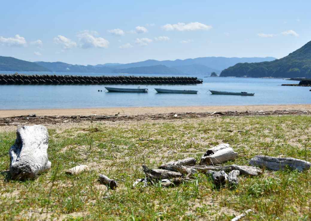 Nature and Experiences on Toshijima