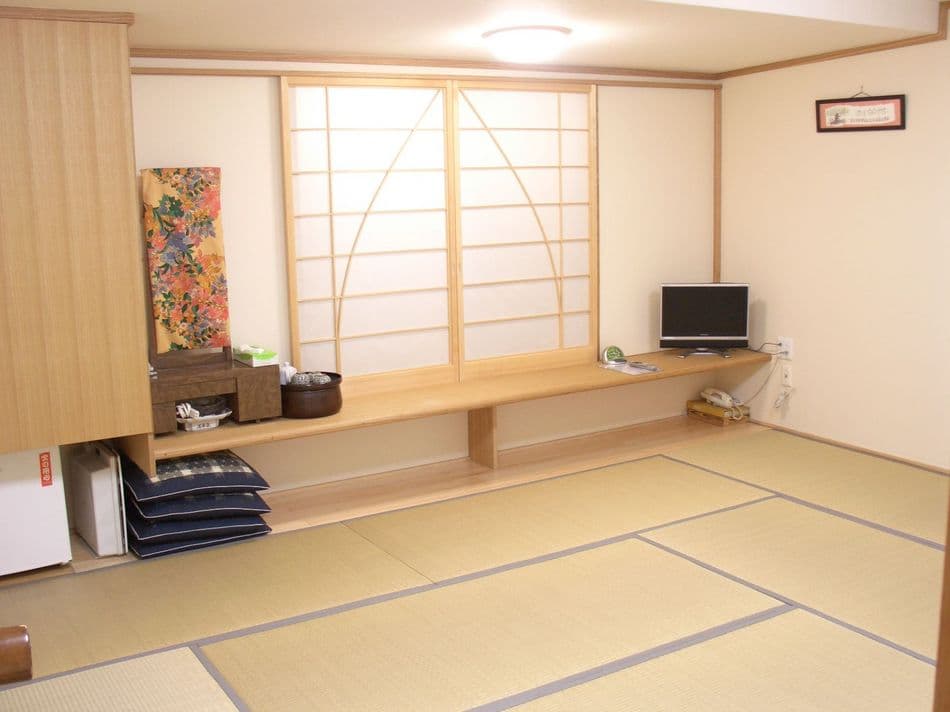 Small but Solid Amenities