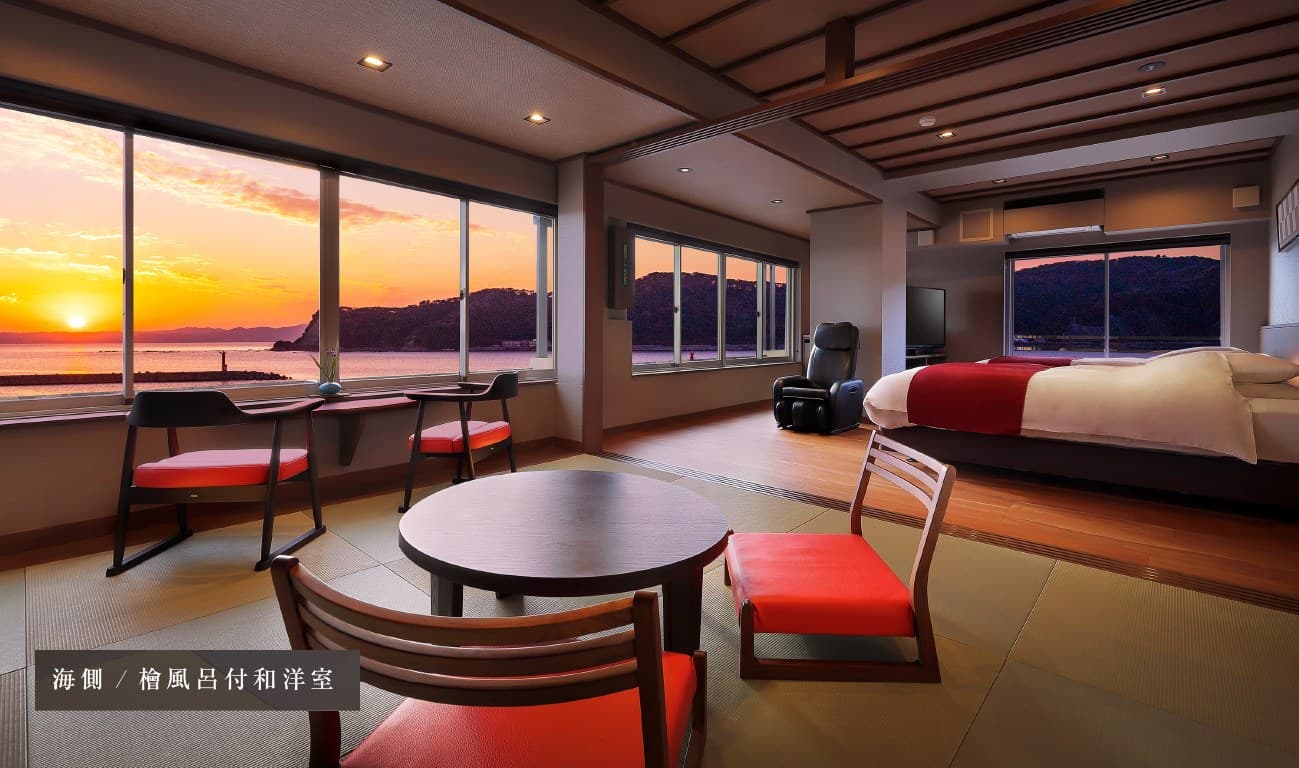 Rooms with Ocean Views