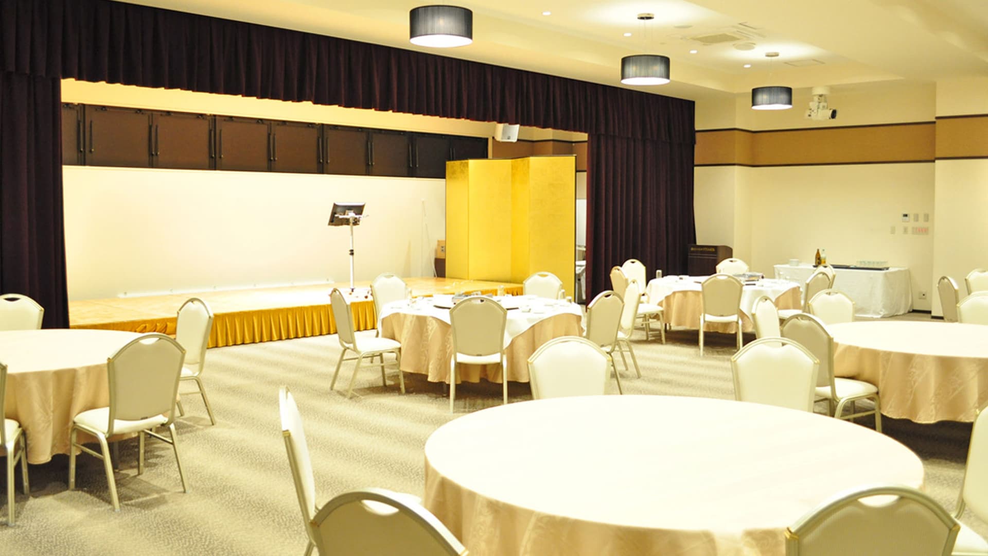 Facilities for Gathering and Rest