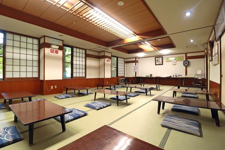 A Light Breakfast and Facilities