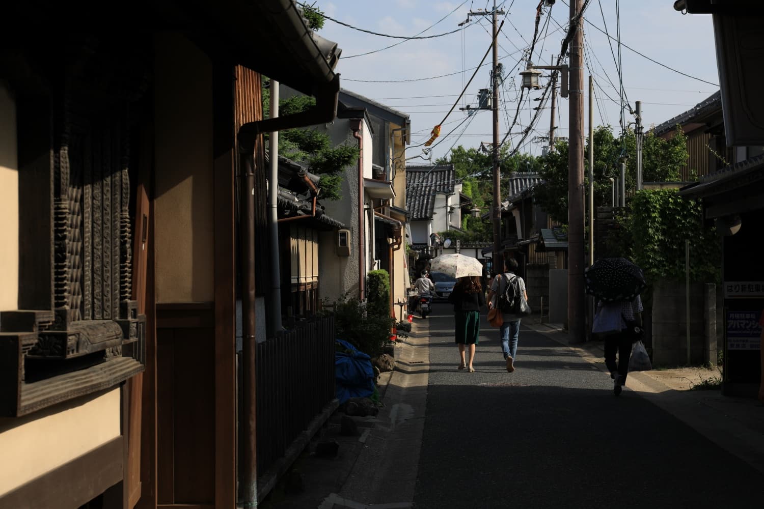 A Naramachi Stroll Beyond the Latticed Door