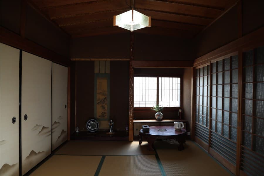 Just 5 Rooms, a Quiet Tatami Stay
