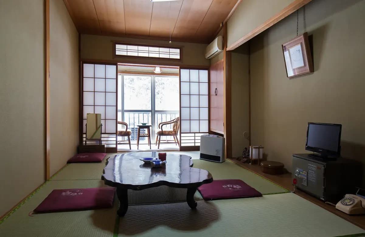 17 Quiet Japanese-Style Rooms