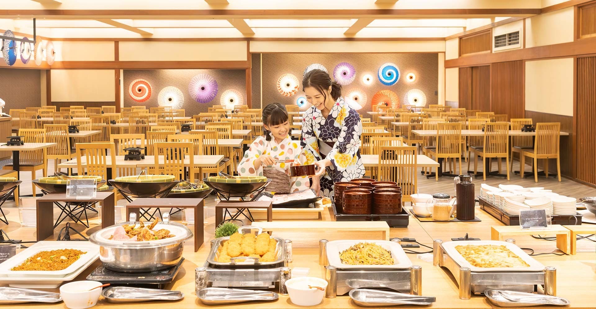 Restaurant Kohakucho, Overlooking the Lake