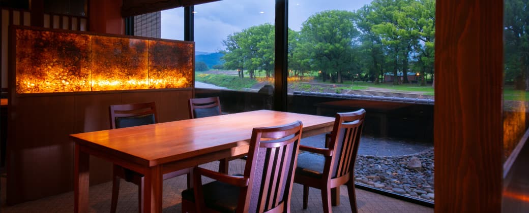 Restaurant 'Kura' and Breakfast