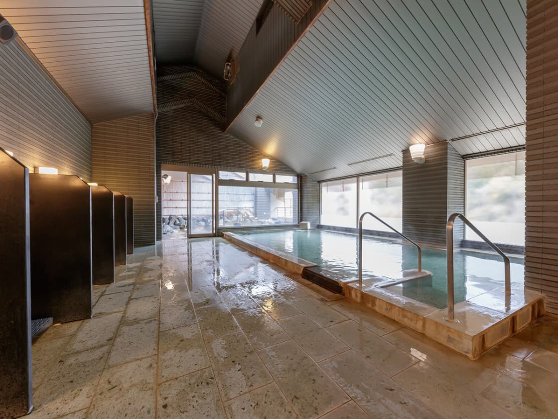 100% Private-Source Communal Bath
