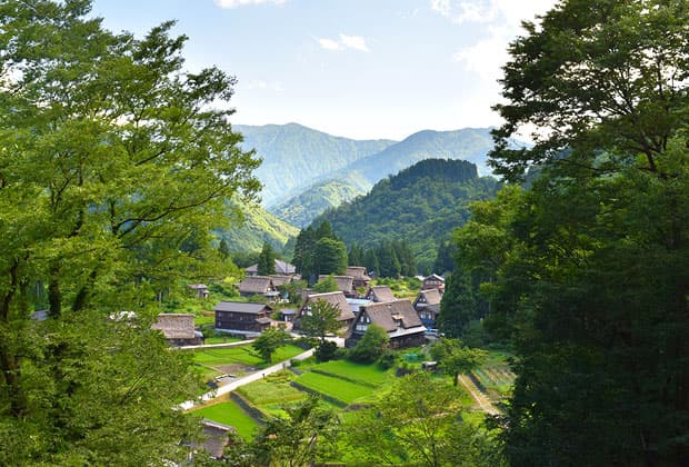 Beside the World Heritage Gassho-Zukuri Villages