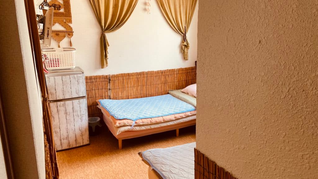 Twin Rooms & Women's Dormitory
