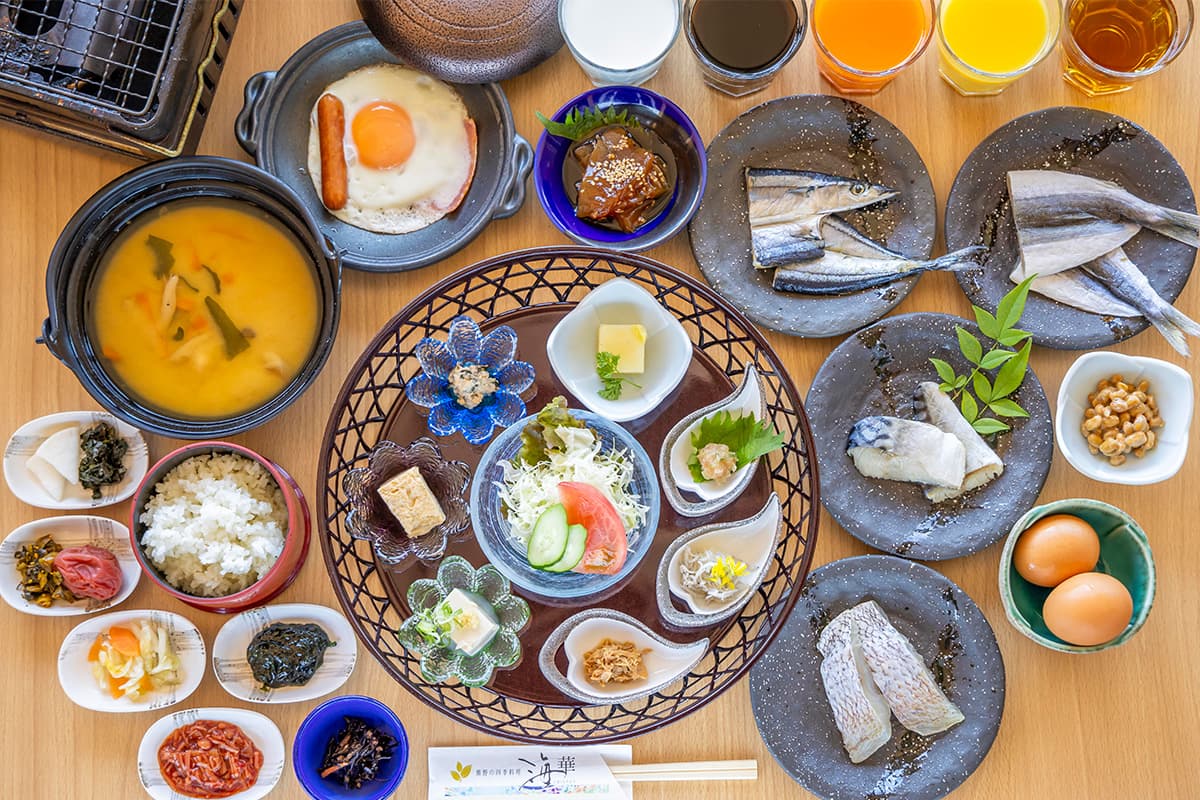 Breakfast & Special Dining