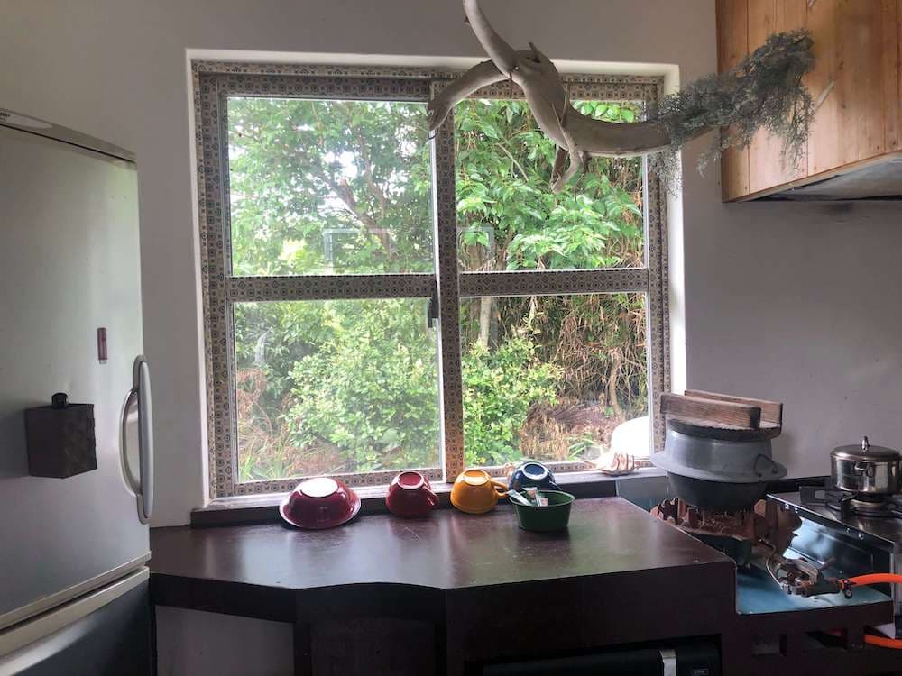 Kitchen & Amenities