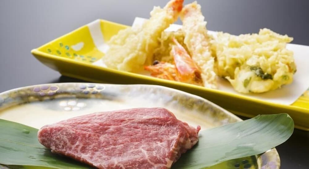 산과 바다의 제철 식재료