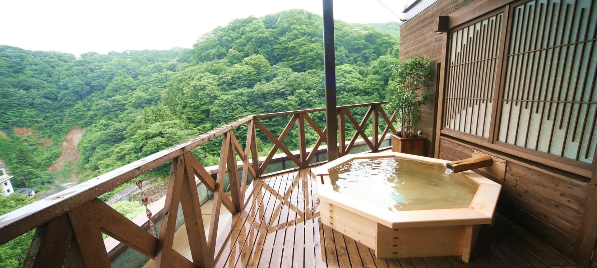 A Streamside Hideaway, and How to Get There
