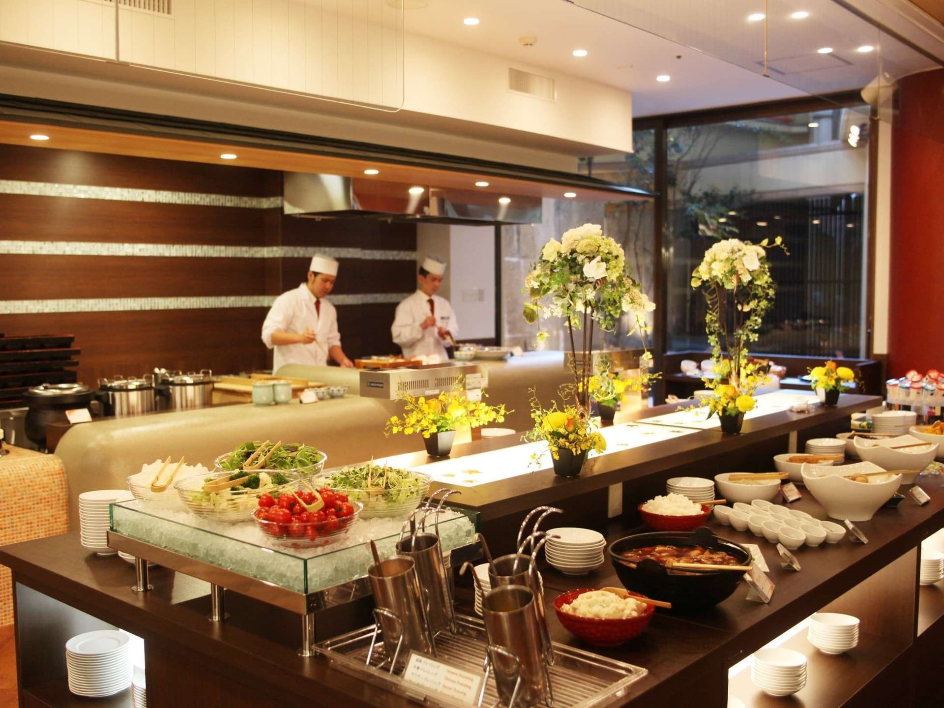 Breakfast and Dining Spaces