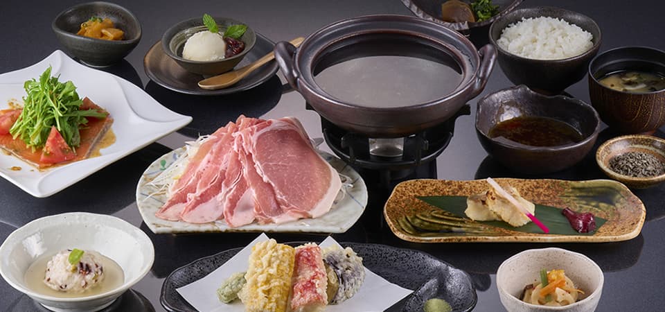 홋카이도 식재의 창작 저녁상