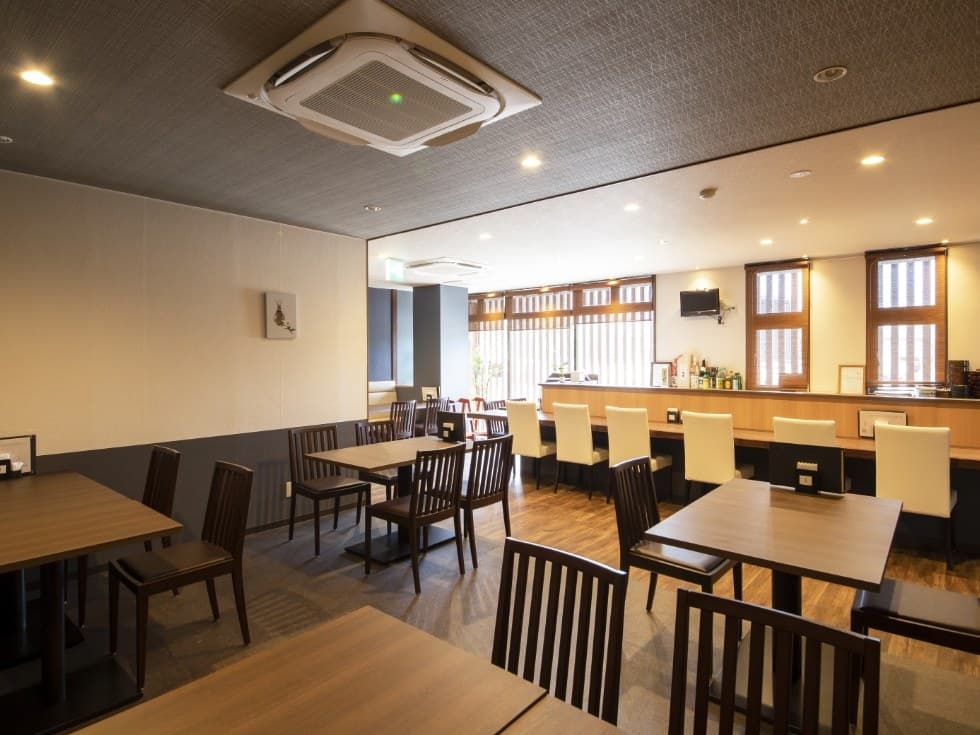 Seasonal Local Flavors from Kisakata's Fishing Port