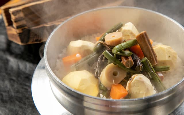 Kaiseki with Yamae Chestnuts and Mountain Vegetables