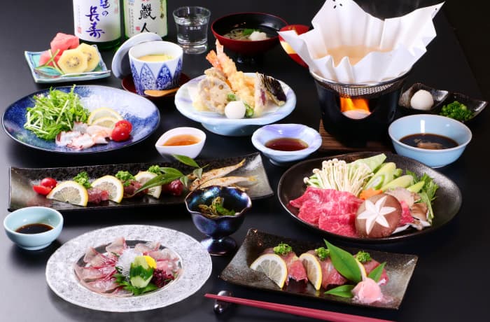 Seasonal Kaiseki and Hot Pot