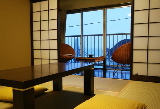 'Kakurenbo' Rooms with Their Own Open-Air Bath
