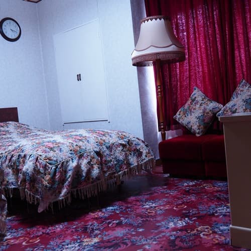Retro Western-Style Rooms