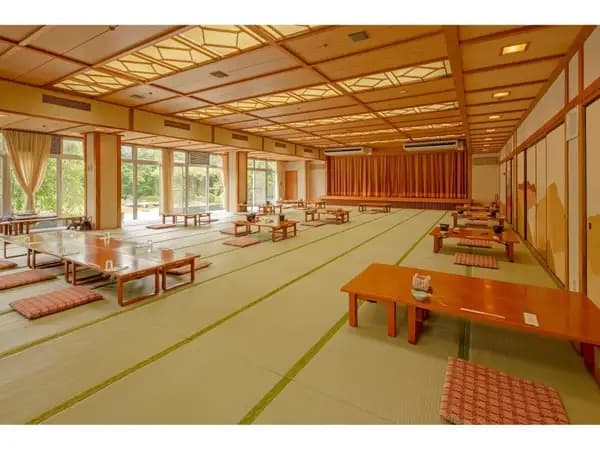 Restaurant and Kissa Bar