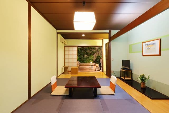 Just Two Rooms Each: Open-Air Bath and Garden Rooms