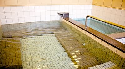 Grand Baths in Both the New and Old Wings