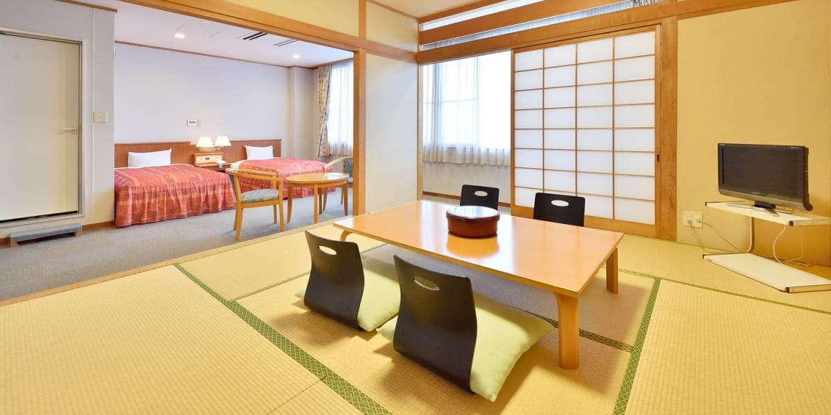 19 Rooms, from Tatami to Beds