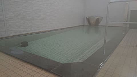 One of the Four Great Beauty Baths, an Alkaline Spring