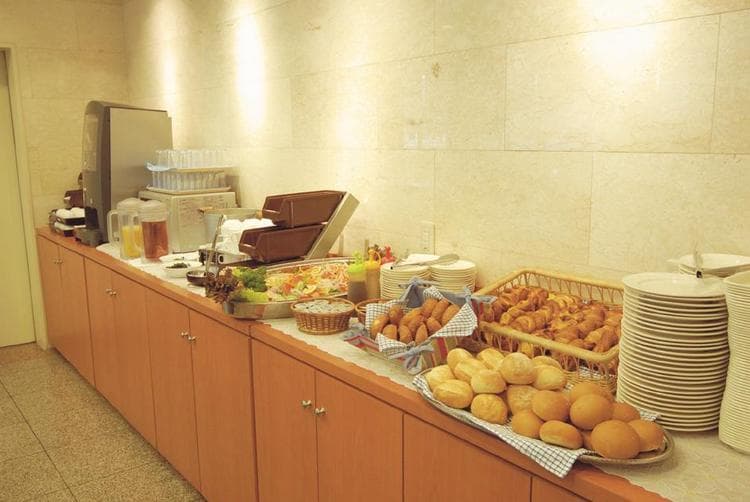 Free breakfast