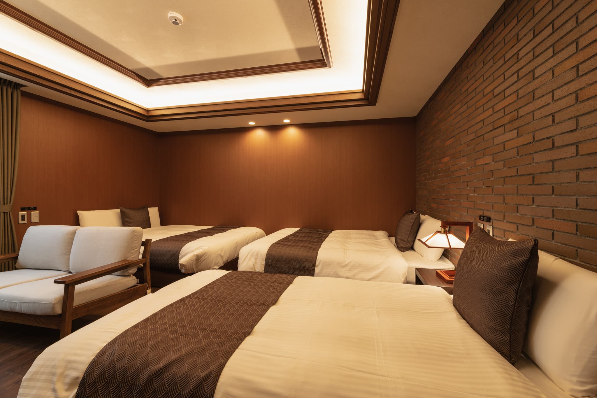Classic Japanese-Western interiors