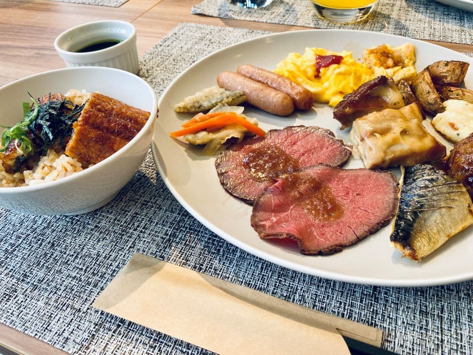 장어밥·교자 조식 뷔페