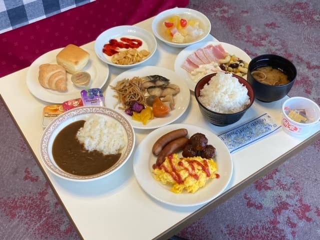 아침 카레 뷔페 조식
