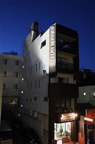 距车站步行5分钟