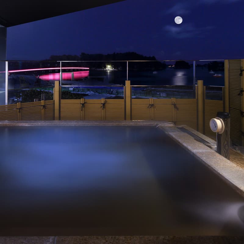 Kinuhada no Yu hot spring
