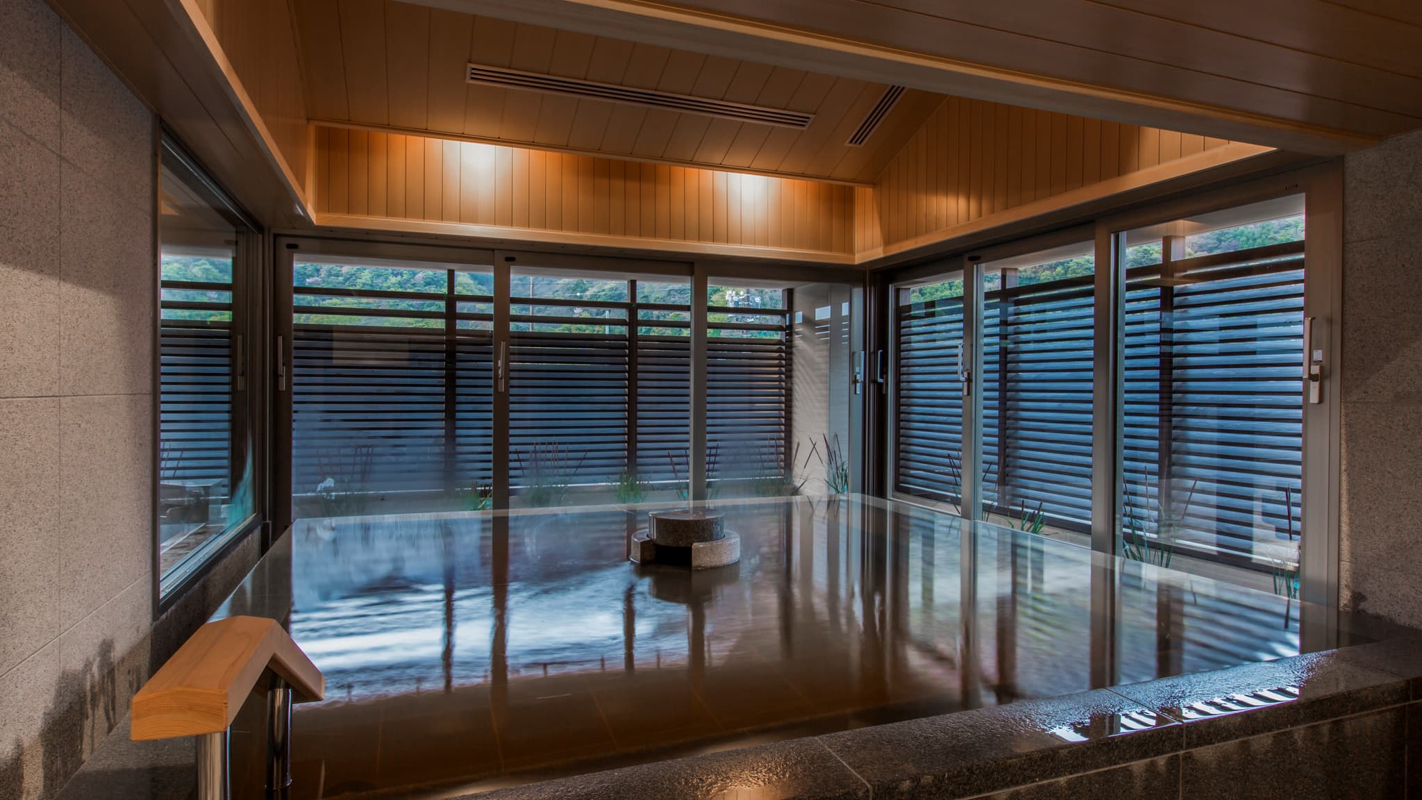 The Natural Hot Spring Oyashiro no Yu