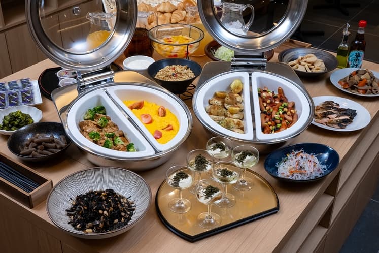 아키타 맛 조식 뷔페