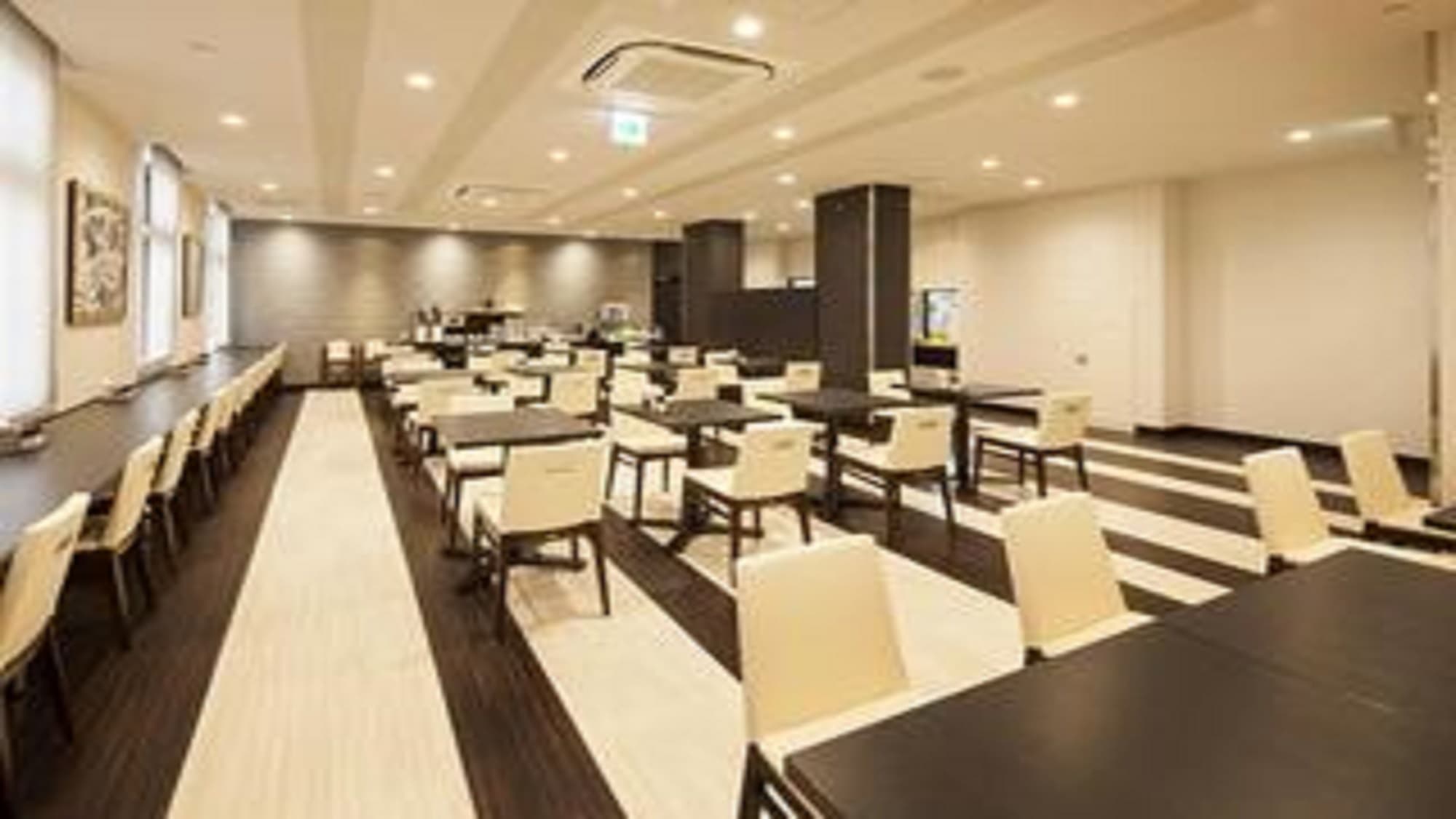 항구의 아침밥
