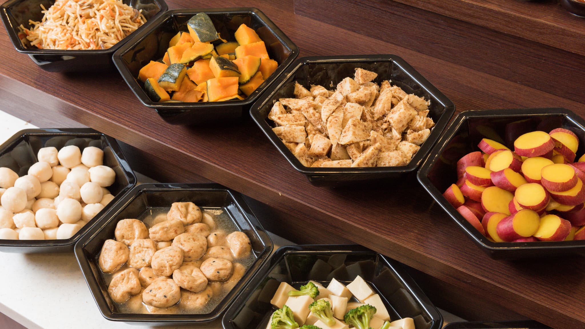 Breakfast buffet of about 50 dishes