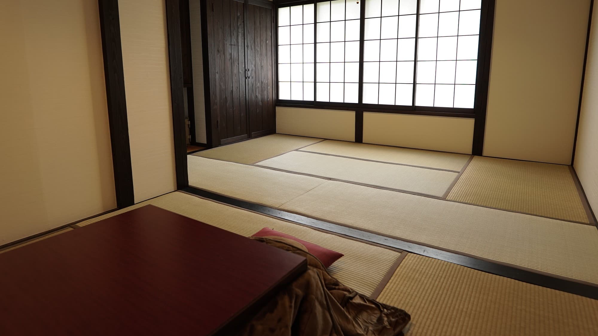 Rooms with an Edo feel