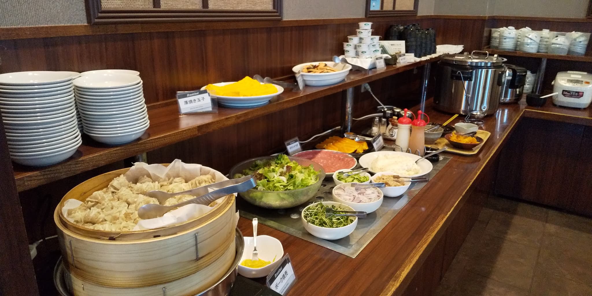 免费自助早餐