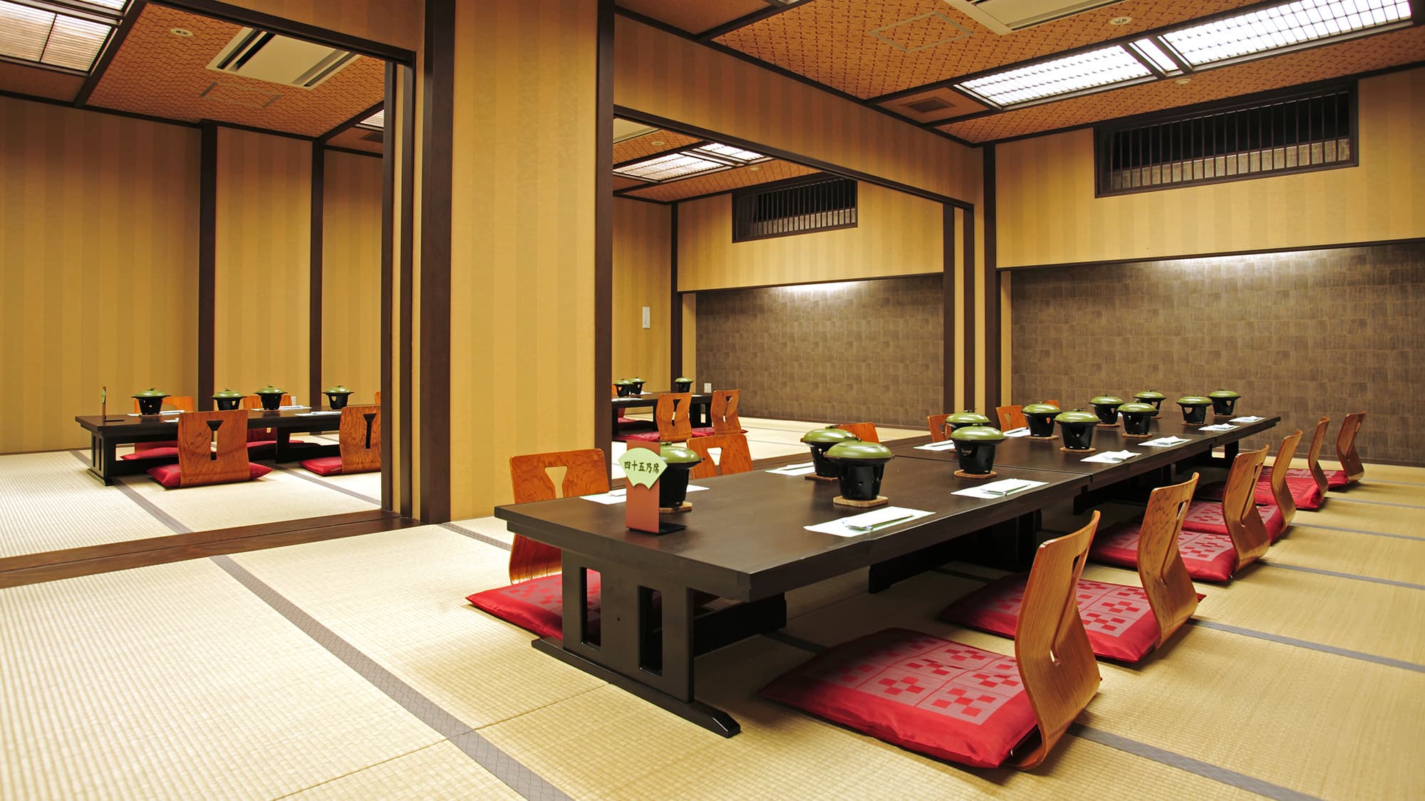 Breakfast and Private Dining Spaces