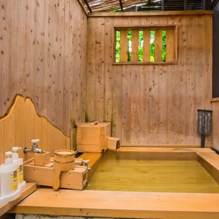 A Bath Filled with the Scent of Hinoki
