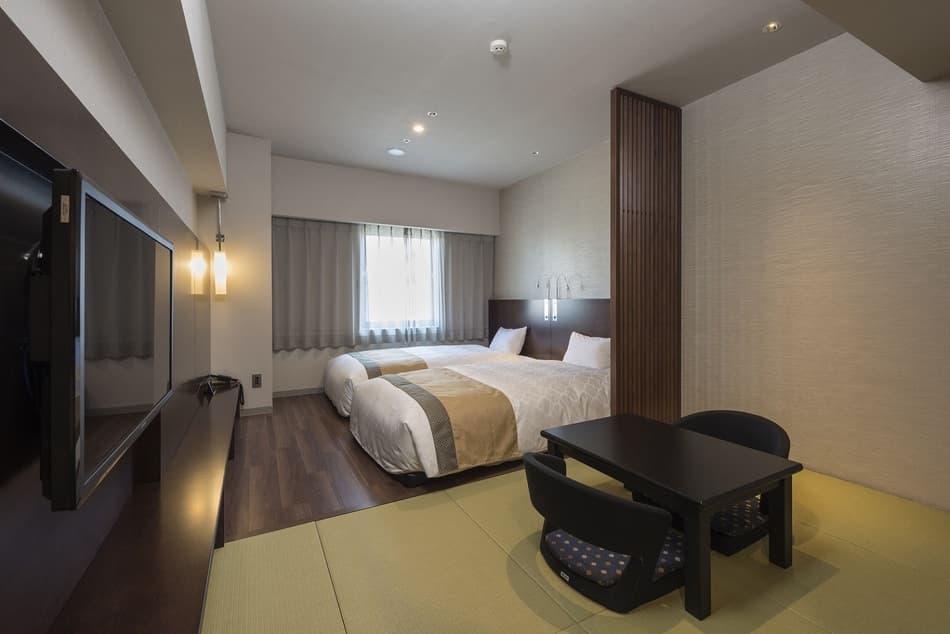Tatami suites