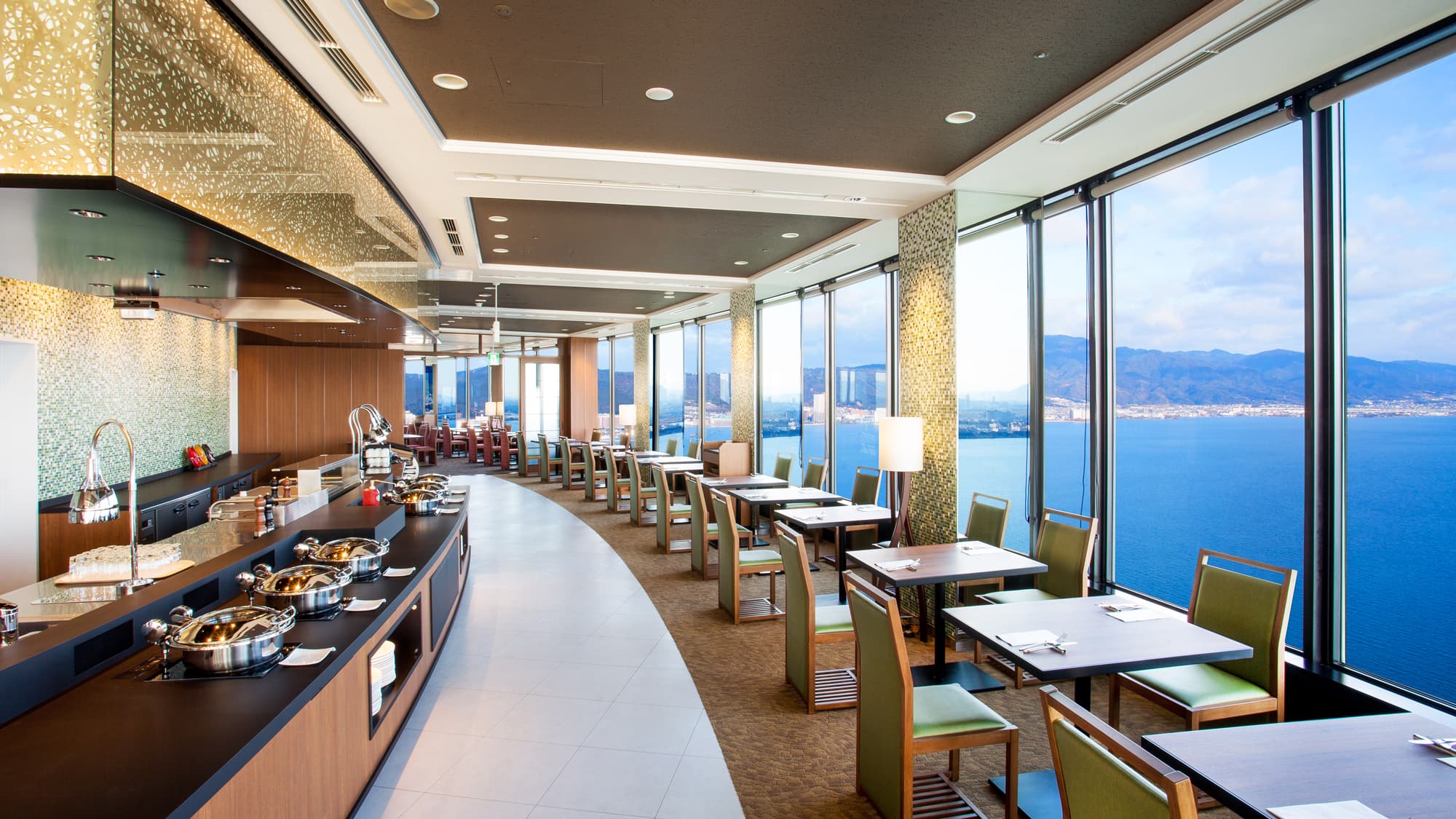 Dining above the lake