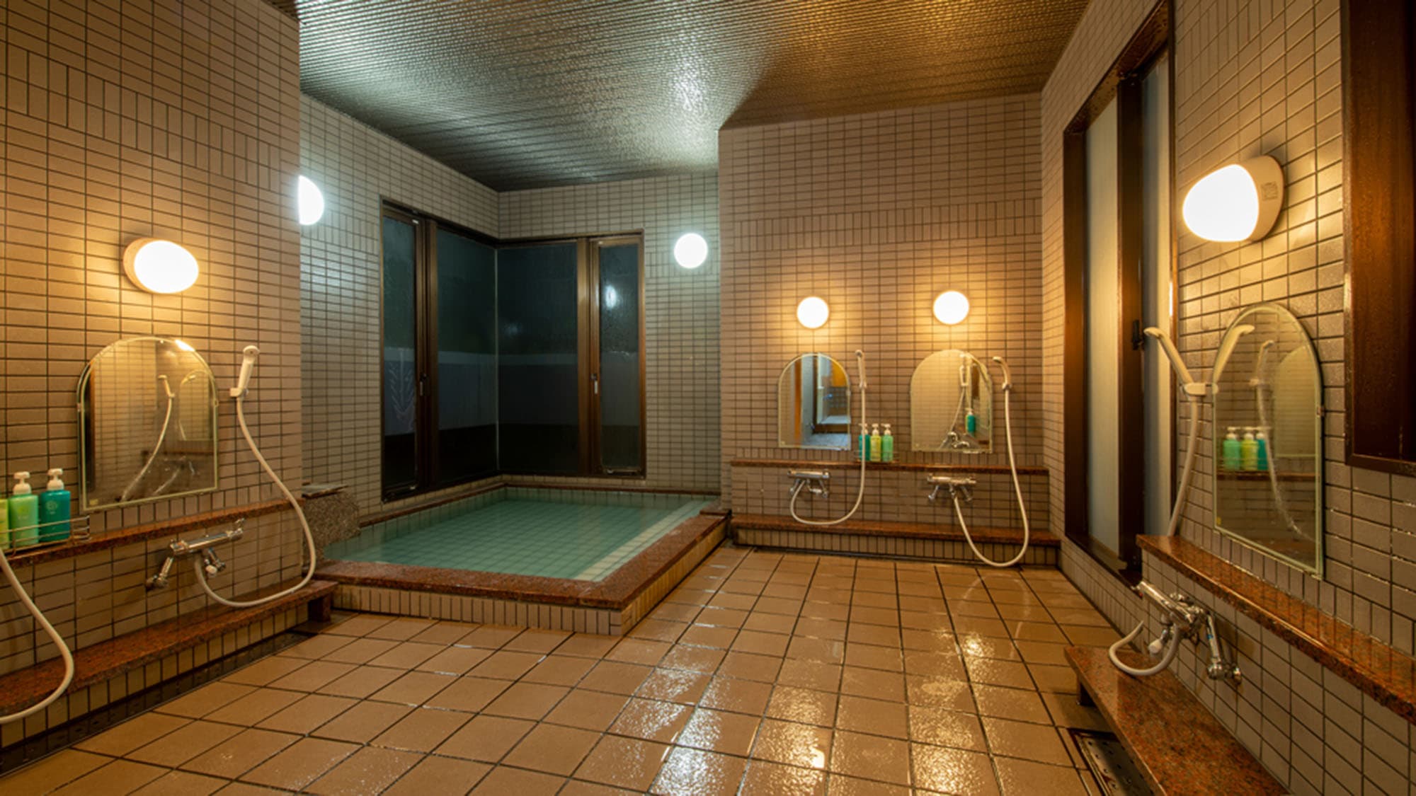 Mikuni Onsen from the source