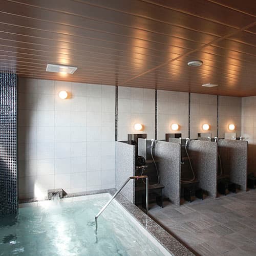 Men's large bath
