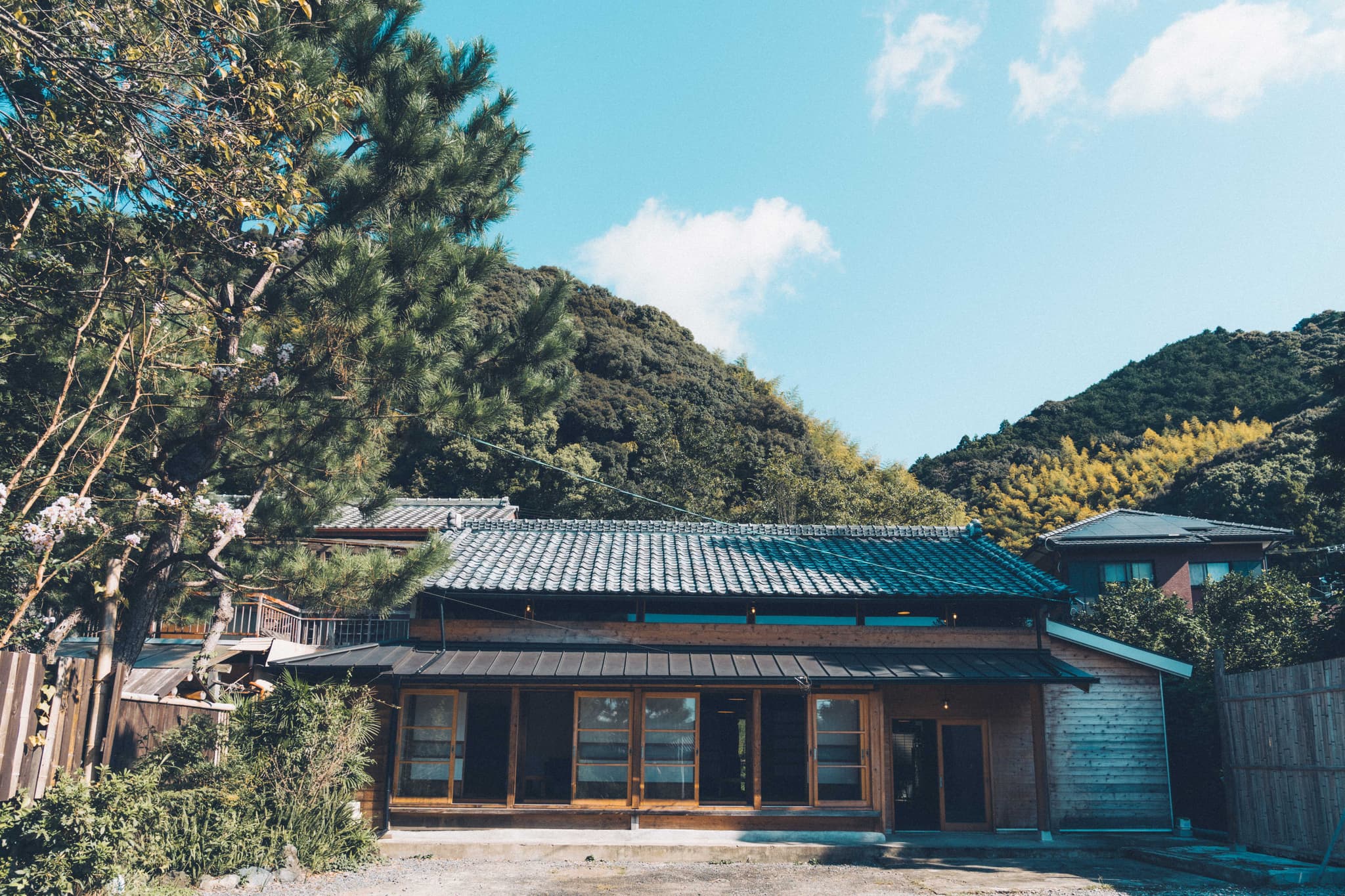 쓰무기야도 후지