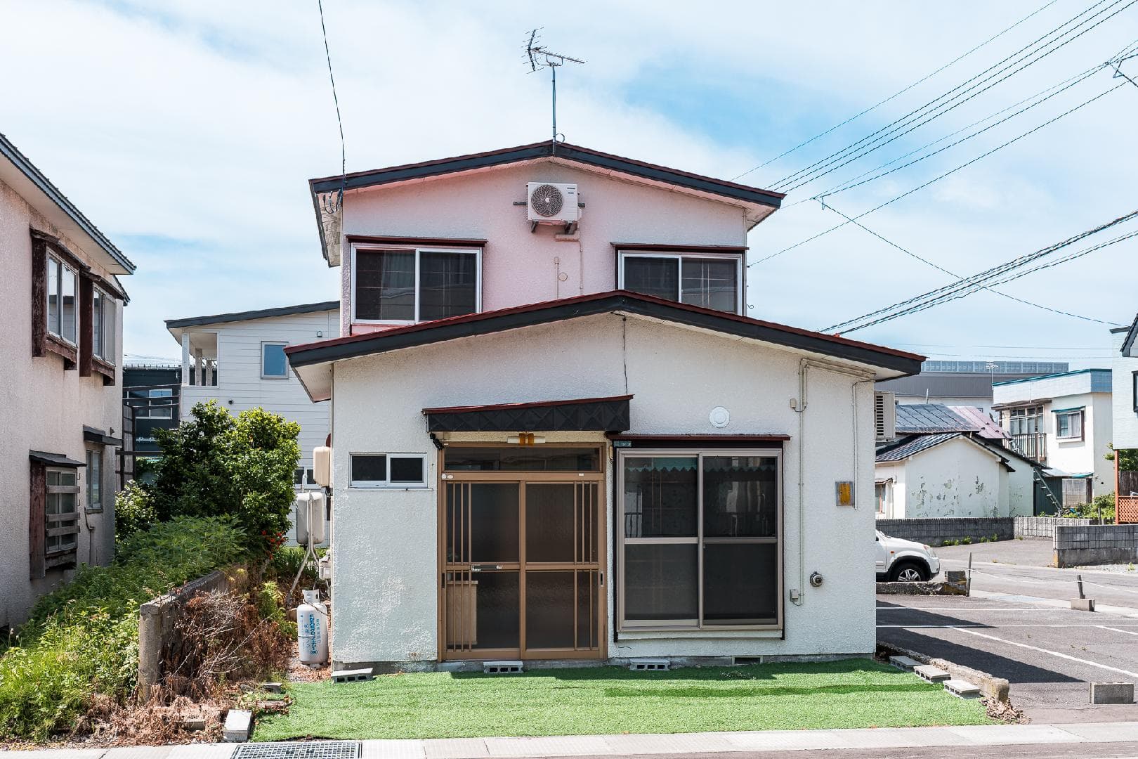 Shinoda Base
